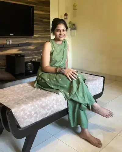 Naraina Call Girls